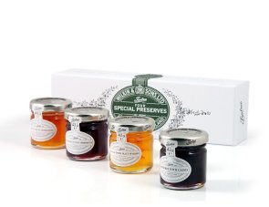 Tiptree - fyra olika sorters marmelader från England.